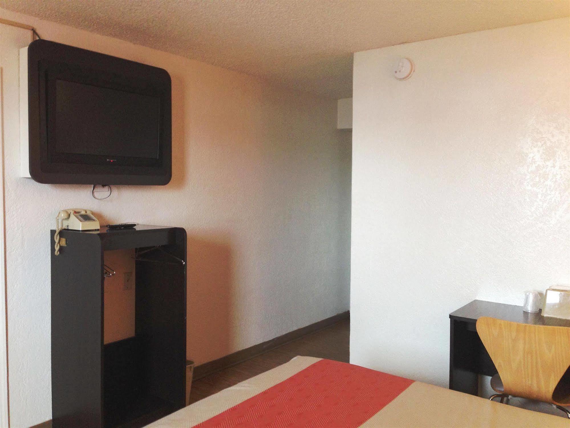 Motel 6-Oklahoma City, Ok - Frontier City ภายนอก รูปภาพ